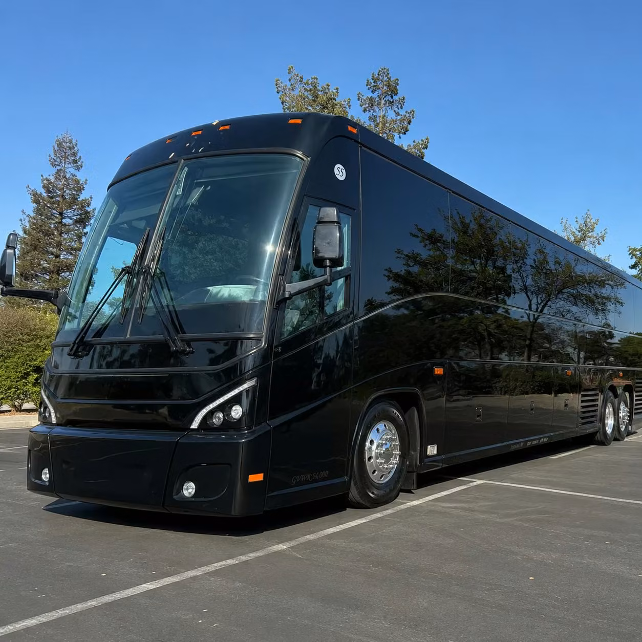 let a charter bus handle game day transportation to memorial stadium in lincoln