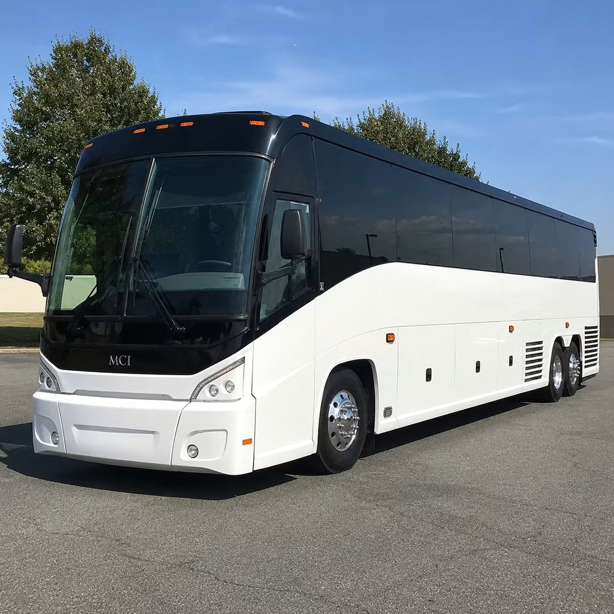 shuttling personnel between offutt air force base and omaha s federal facilities