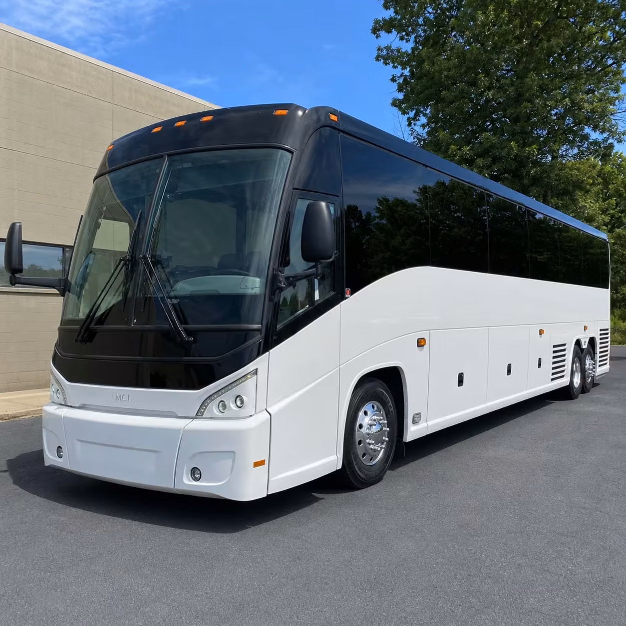 with omahacharterbus com renting government military transportation in omaha has never been simpler